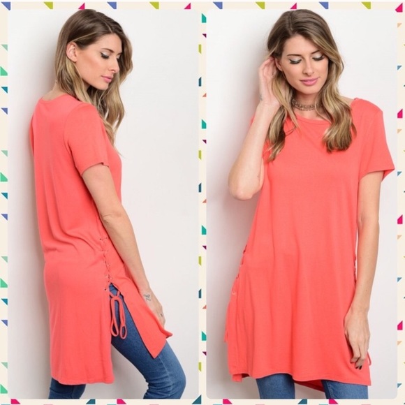 i ma belle Tops - NWT! Peach Lace Up & Ties Side Detail Tunic